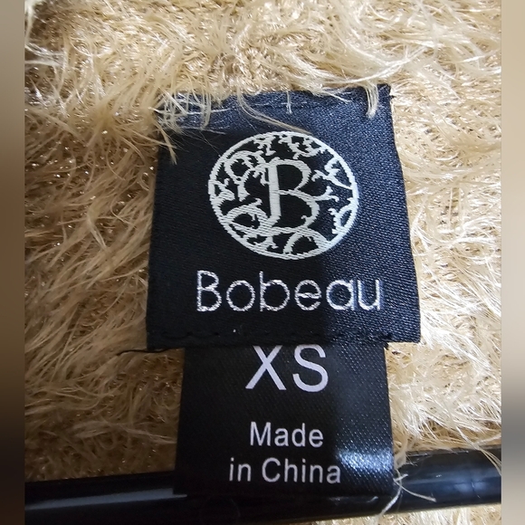 Bobeau cascade fuzzy cardigan. XS - Picture 5 of 5